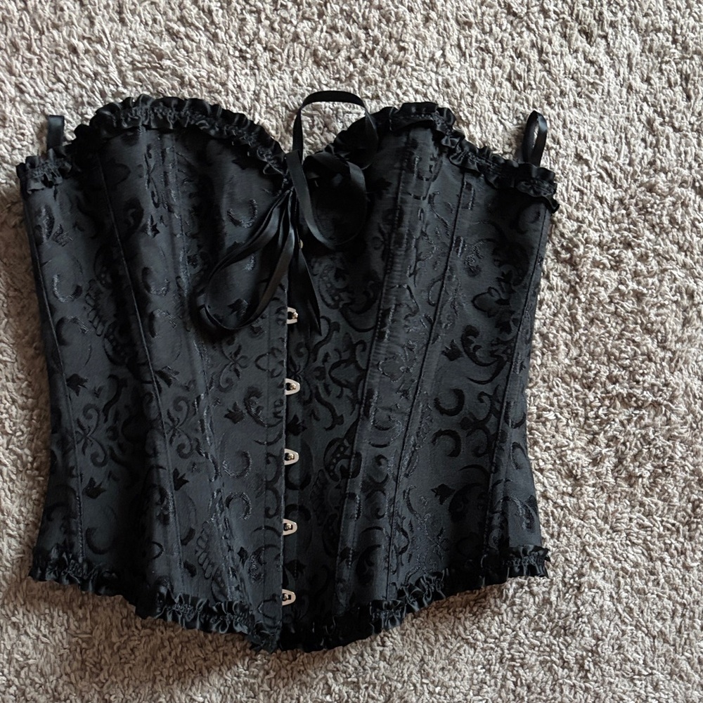 Black floral corset